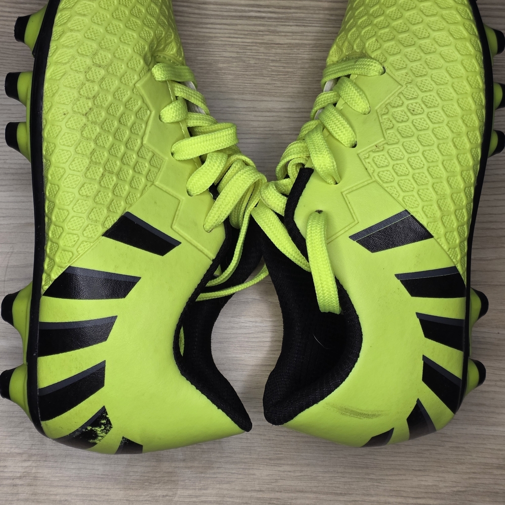 Kids Neon Electeic Green Soccer Cleats Little Kids 11 (Fit My 5/6y/o) - Picture 3 of 7